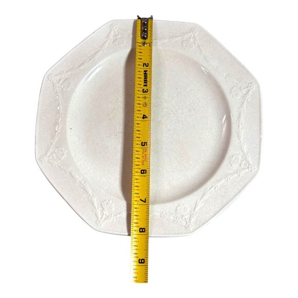 Set Of 4 Wedgwood Queensware Octagonal Embossed White Lunch Plates 8” Vintage - Picture 5 of 8